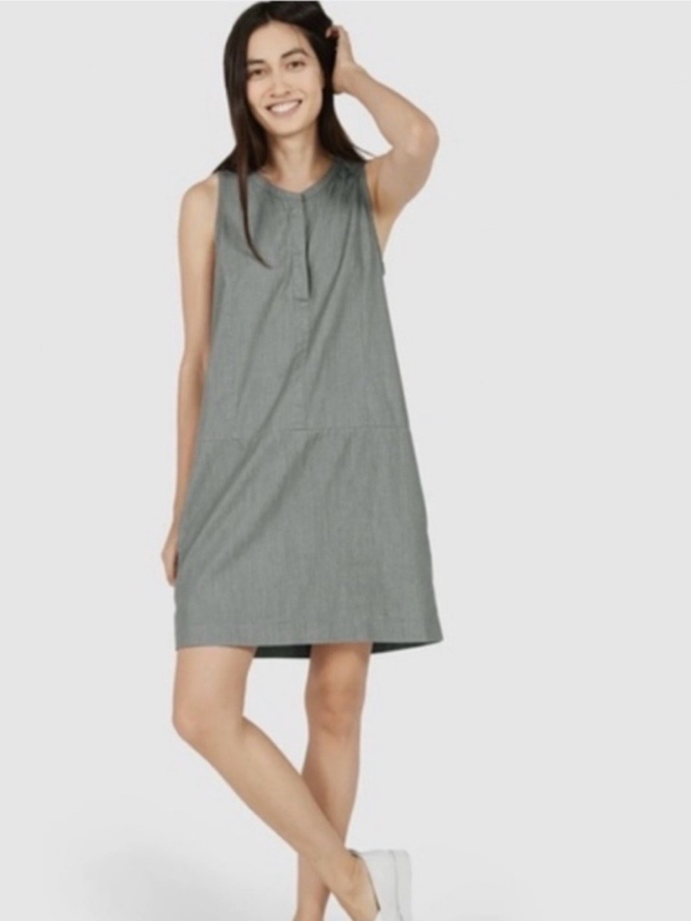 Everlane The Sleeveless Dress in Gray